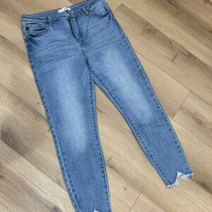 KanCan Cropped Jeans Size 15/31